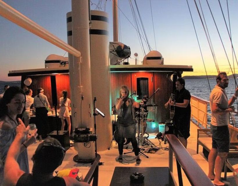 2-Hour Sunset Cruise Split - Kaštela Bay and Kozjak: scenery with a second act