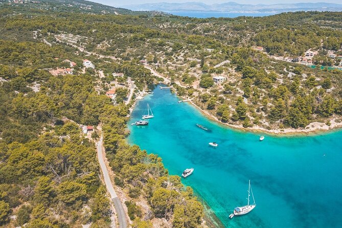 Adriatica Tour ( Blue Lagoon and Solta) from Trogir or Split - Stop 3: Nečujam Bay for Snorkeling Around the Sink Boat Wreck