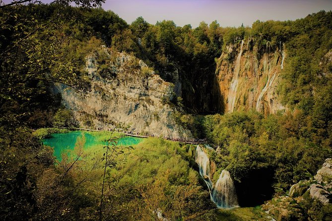 All inclusive luxury daytrip Plitvice Lakes from Split or Trogir - Private luxury transport from Split or Trogir: what you really get