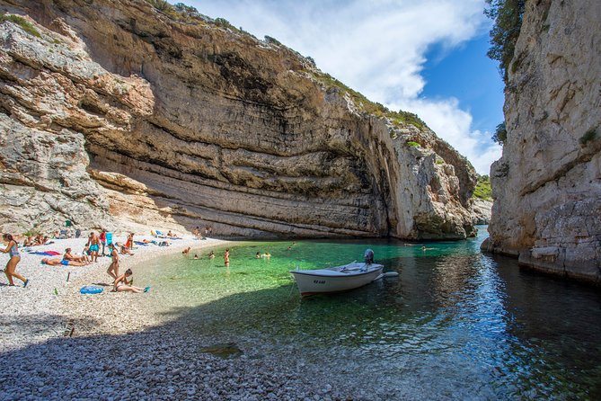 Blue Cave and Hvar Boat Tour: Small-Group from Split or Brac - What to bring so you’re comfortable for the full 10 hours