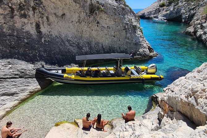 Blue cave & Hvar, 5 islands speed boat tour with unique boats from Split - Budikovac / Blue Lagoon time: longer swim with masks included