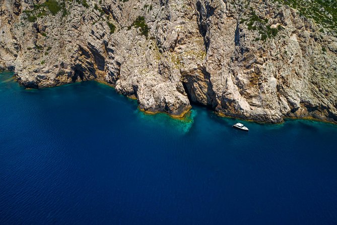Blue Cave, Hvar and Five islands - Small-Group Tour From Split - Comfort and photos: getting the best angles without stress