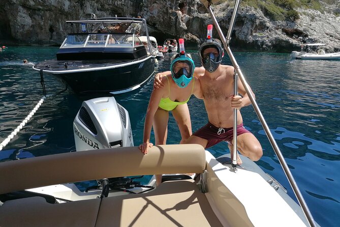BLUE LAGON & 3 islands full day private speedboat tour - Solta around Necujam: the calmer “green island” rhythm