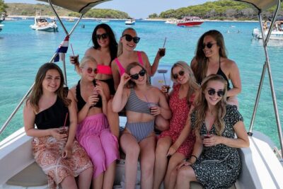 BLUE LAGON & 3 islands full day private speedboat tour - Trg Franje Tuđmana 1 to Trogir: the quick UNESCO hit