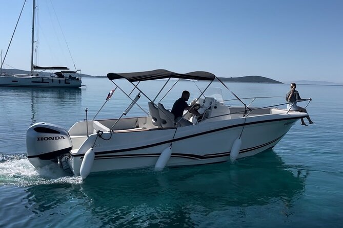 Blue Lagoon and 3 Islands Speedboat Tour from Trogir - A Speedboat Day From Trogir: What This 5-Hour Loop Feels Like