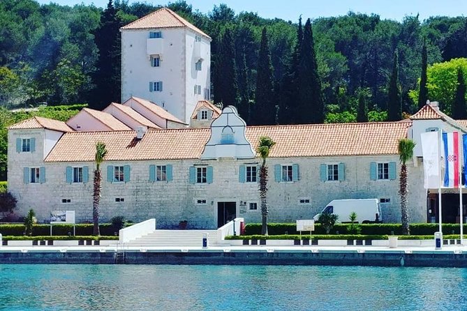 Blue Lagoon and Solta Island from Split-Private Tour - Entering Trogir’s UNESCO Core: Streets, Views, and Coffee Time