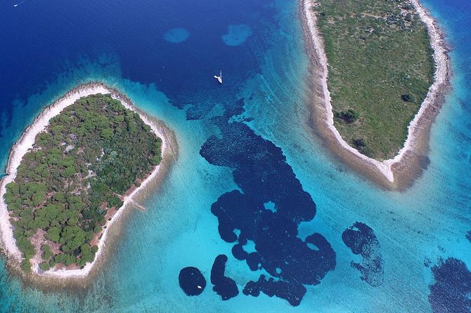 Blue Lagoon and Trogir Half-Day Speedboat Tour from Split - Blue Lagoon swim and snorkel: why the water looks fake