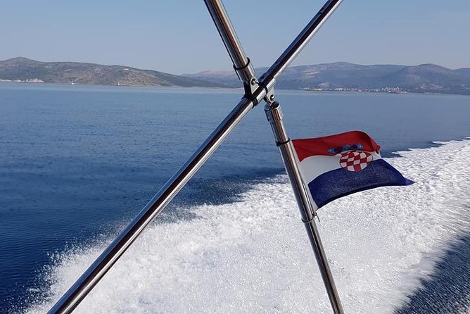"Blue Lagoon" Half day Chill out tour from Trogir - Maslinica stop: small-island time, not a rushed photo stop