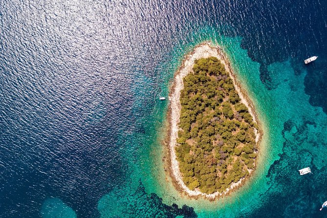Blue Lagoon & Maslinica half day tour from Trogir - Who This Tour Suits Best (and Who Should Skip It)