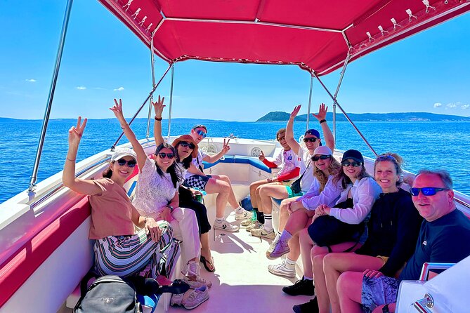 Blue Lagoon Tour from Split with Bottled Water and Wine Included - Meet-up in Split: what to expect at Obala Hrvatskog narodnog preporoda