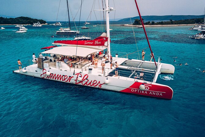 Blue Lagoon, Trogir & Čiovo catamaran tour with Food and Drinks - Staff and Atmosphere: Friendly Crew, Lively Mood
