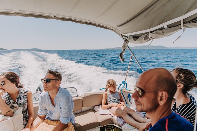 Blue Lagoon & Wine tasting - 3 islands tour - The skipper experience: why flexibility matters on islands