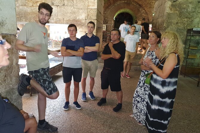 Chill Private Walking Tour of Diocletian's Palace - Why Diocletian’s Palace is easier to understand on foot