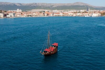 Columbo's Pirate Ship "Santa Maria" - Split Panoramic & Sunset Tour - The loop that starts on the Riva: Diocletian Palace views from the water