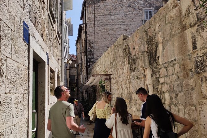 Controversies behind Split and Croatia-Anthropologist guide - Marin’s guide style: maps, geography, and real room for questions