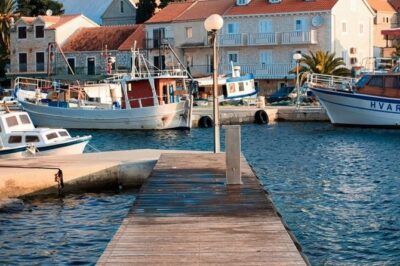 Croatia Island Hopping: Dalmatia from Split (8 days) - Day 2: Split walking tour, then Hvar by ferry/catamaran
