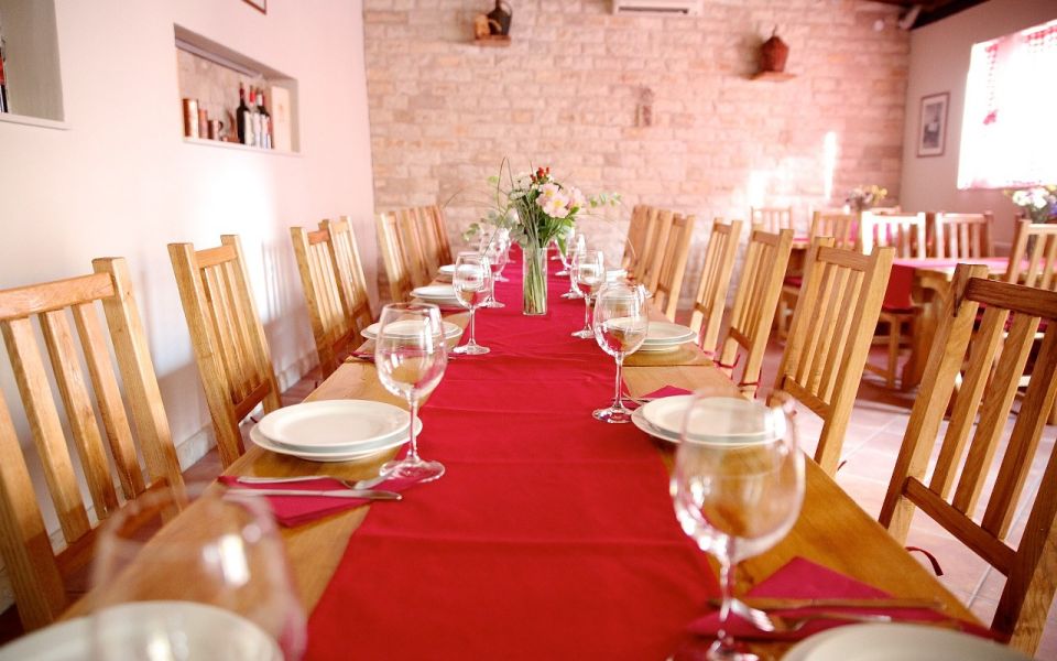 Dalmatian Delights: Food & Wine Tour from Split or Trogir - Šibenik sightseeing: St. Jacob’s Cathedral and the old-town walk