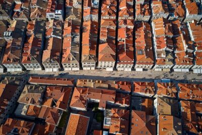Dubrovnik Guided Group Tour with Ston Oyster tasting from Split & Trogir - The early departure from Split and Trogir (and why it matters)
