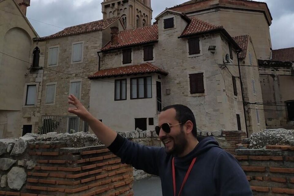 Experience Split History Walking Tour With Local Historian - Saint Domnius and the palace’s religious pivot