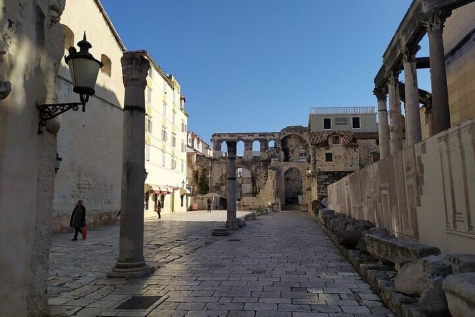 Experience Split History Walking Tour With Local Historian - Riva and the Roman-to-medieval connection you can actually feel