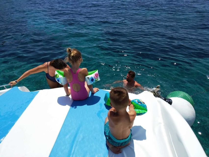 From Split: Luxury Cabin Boat Tour to The Blue Cave and Hvar - Stiniva cove: dramatic cliffs, even if you don’t snorkel here