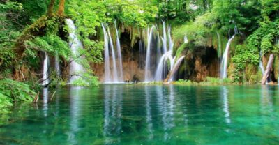 From Split or Trogir: Plitvice Lakes Private Tour - The Guided Walk on Wooden Paths: How You See 16 Lakes Without Burning Out