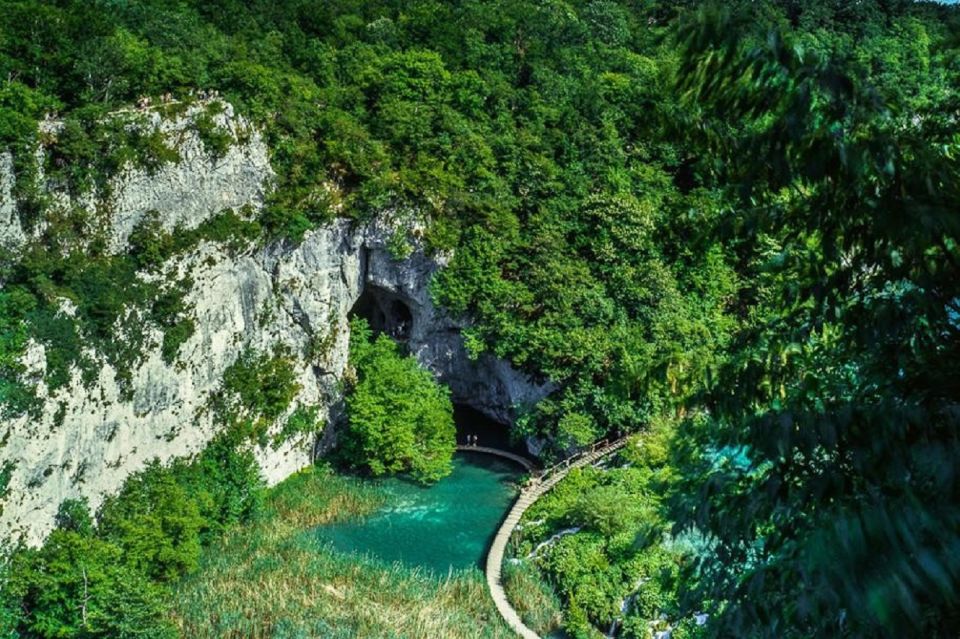 From Split or Trogir: Plitvice Lakes Trip with Entry Ticket - The Train Back From Prošćansko Lake: Less Walking, More Recovery