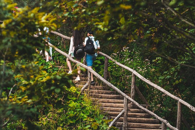 From Split: Self-Guided Plitvice Lakes Day Tour with Boat Ride - Guides on the bus: humor, facts, and the difference they make