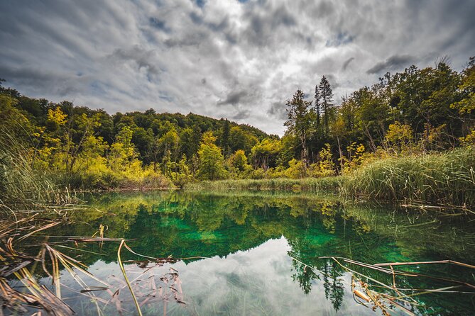 From Split: Self-Guided Plitvice Lakes Day Tour with Boat Ride - The morning start: meeting point, timing, and travel comfort