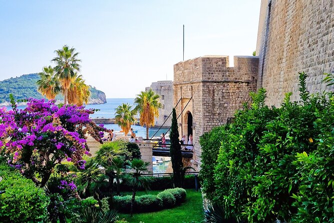 From Split/Trogir Small group tour to Dubrovnik with stop in Ston - Dubrovnik’s Old Town with a guide: fast orientation, big impact