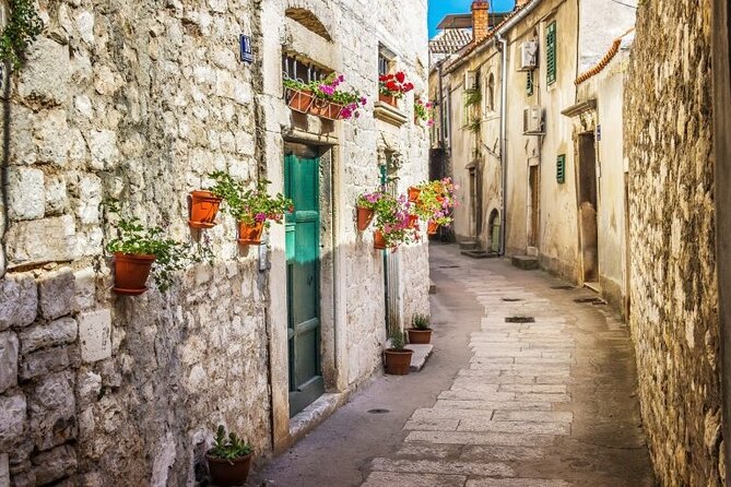 From Trogir, Seget, Okrug: Krka Waterfalls & Šibenik Culture Tour - Skradin old town: an hour that’s perfect if you like walking