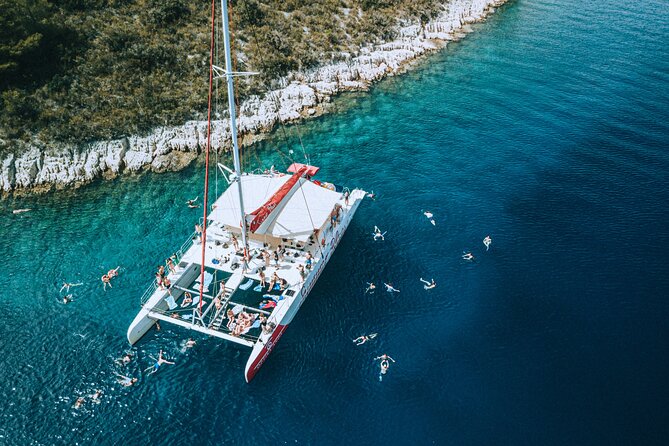 Full-Day Catamaran Cruise to Hvar & Pakleni Islands with Food and free Drinks - Pakleni Islands hidden bays: another swim, but with bigger payoff