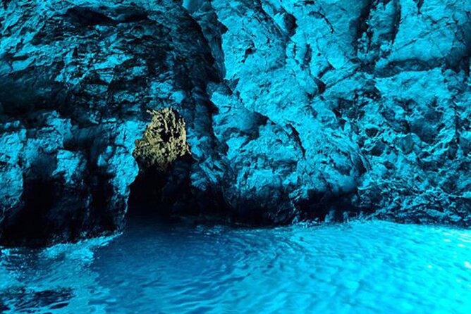 Full-Day Tour in Blue Cave and 5 Islands - All included - The real payoff of a 5-island day from Split