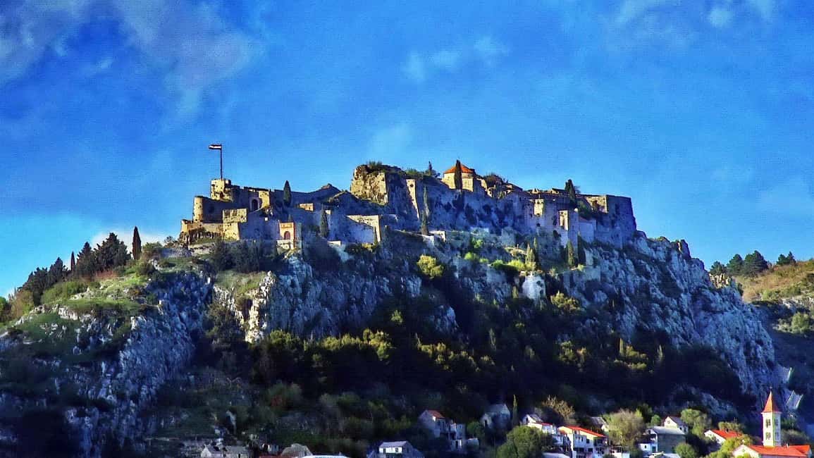 Game of Thrones Klis Fortress + Ethno Village in 8 languages - Stella Croatica Ethno‑Village: Olive Oil, Local Products, and a Cultural Market Feel