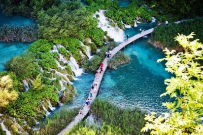 Guided transfer from Split to Zagreb with Plitvice Lakes stop - Morning Start in Split: Meeting Point and Keeping the Day Smooth