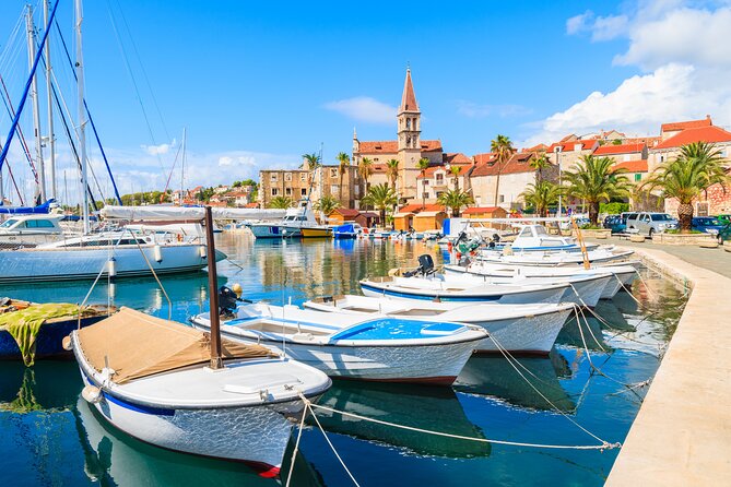 HVAR & 4 Islands PRIVATE BOAT TOUR - Pakleni Islands and Palmižana Bay: Pine Forest Coves With Quick Access