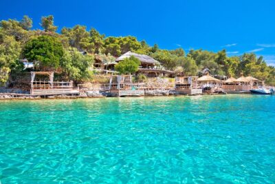 HVAR & 4 Islands PRIVATE BOAT TOUR - Hvar Town in Two Hours: Old Architecture and a Legendary Theater