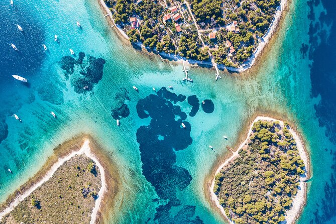 HVAR & 4 Islands PRIVATE BOAT TOUR - Milna on Brač: A Big Natural Harbor With Venetian Flavor