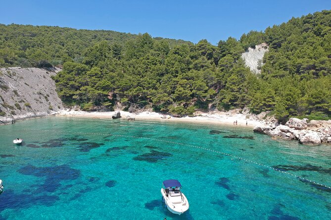 Hvar & Pakleni islands - Private speedboat tour - On Board: What’s Included and What That Means for Your Comfort