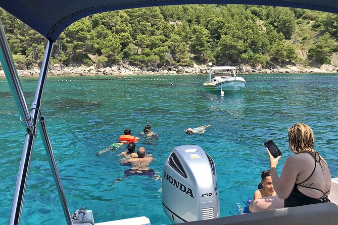 Hvar & Pakleni islands - Private speedboat tour - Who Should Book This Hvar and Pakleni Speedboat Tour?