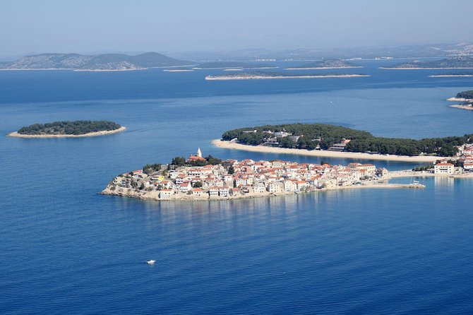 Krka waterfalls luxury tour for singles or couples - Stop 5: Trogir UNESCO stroll, coffee and ice cream at your own pace