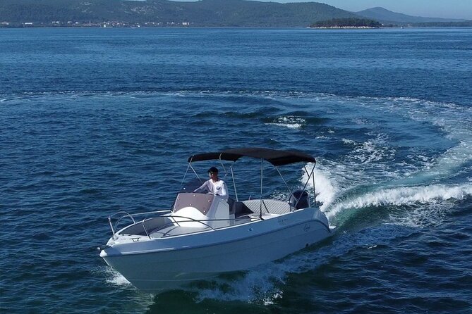 Magic Private Boat Tour from Split - Why a private boat from Split is a smart way to spend 5 hours