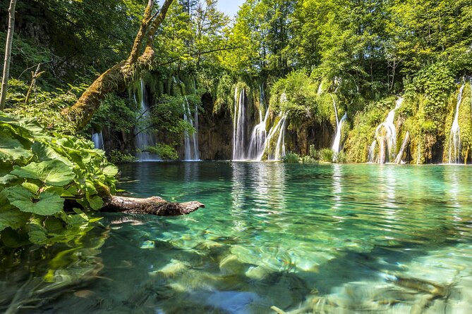 Plitvice Lakes Tour from Split with Entrance Ticket included - Boat ride through the water: a photo-friendly advantage
