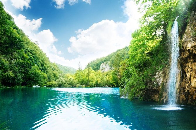 Plitvice Lakes trip from Split - Food, breaks, and the one restaurant stop