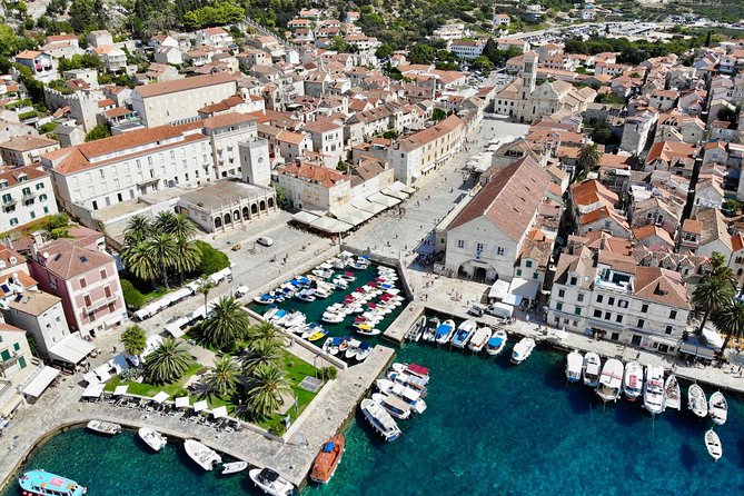 Private 3 islands Tour With Speed boat to Hvar and Pakleni islands from Trogir - Saint Stephen’s Cathedral: quiet interior time in a busy day