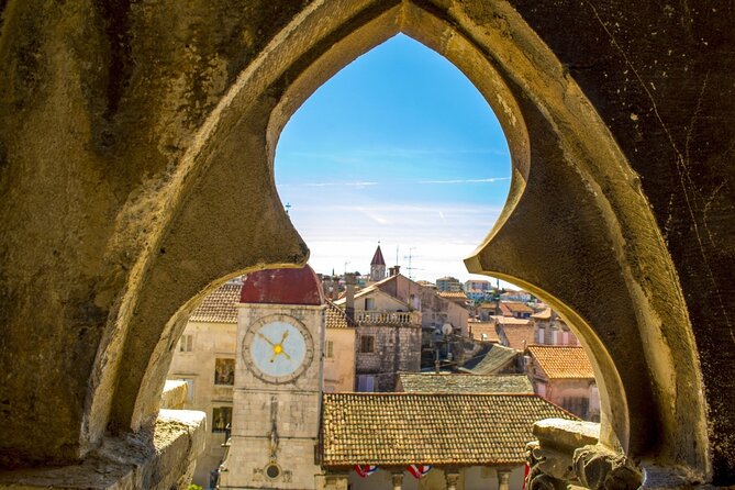 Private Arrival Transfer: Split Airport to Split, Trogir, Makarska,Tucepi and Baska Voda Hotels - Comfort and Setup Inside the Vehicle