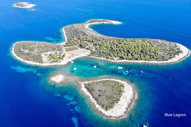 Private Blue cave, Mamma Mia and Hvar, 5 islands tour from Split - Arriving in Hvar: how the free time is likely to play out