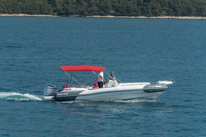 Private Blue Lagoon and island Solta speedboat tour - FULL DAY - Trogir UNESCO stop: narrow streets, cathedral details, and a real walking window