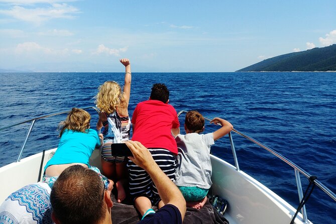Private Boat Tour to Brac and Solta islands: Non-Touristy Itinerary - Necujam Bay: snorkeling around a sunken ship