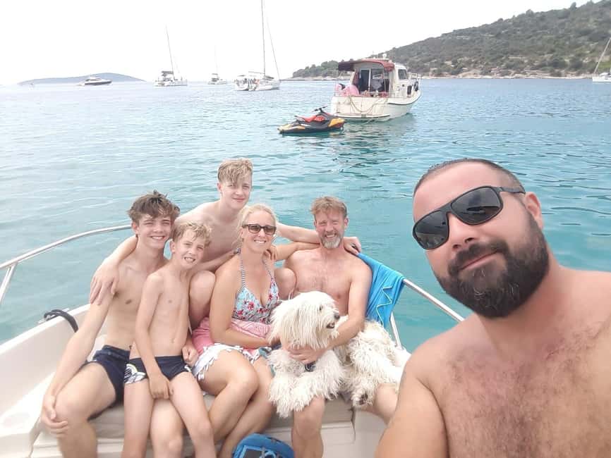 Private Boat Tour with Customized Itinerary from Split - Best for: Couples, Small Groups, and People Who Hate Rigid Schedules